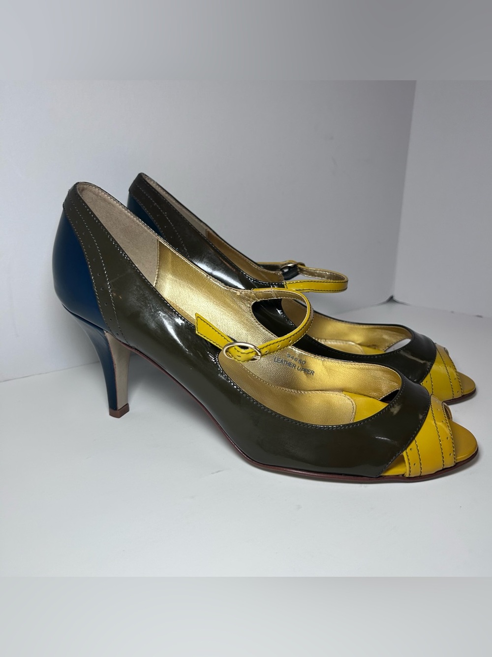 J. Crew Penelope Vintage Leather Peep Toe Mary Jane’s 9.5M Gray Yellow Blue